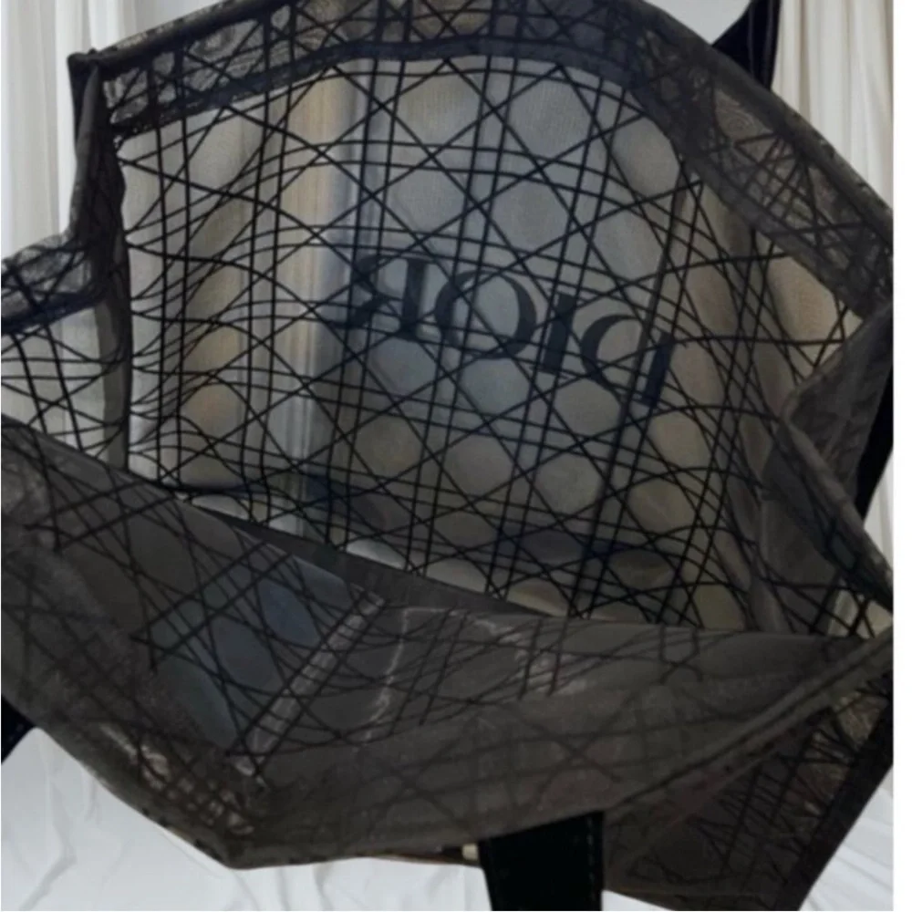 DIOR Beauty Black Mesh Tote Bag New - Picture 3 of 6